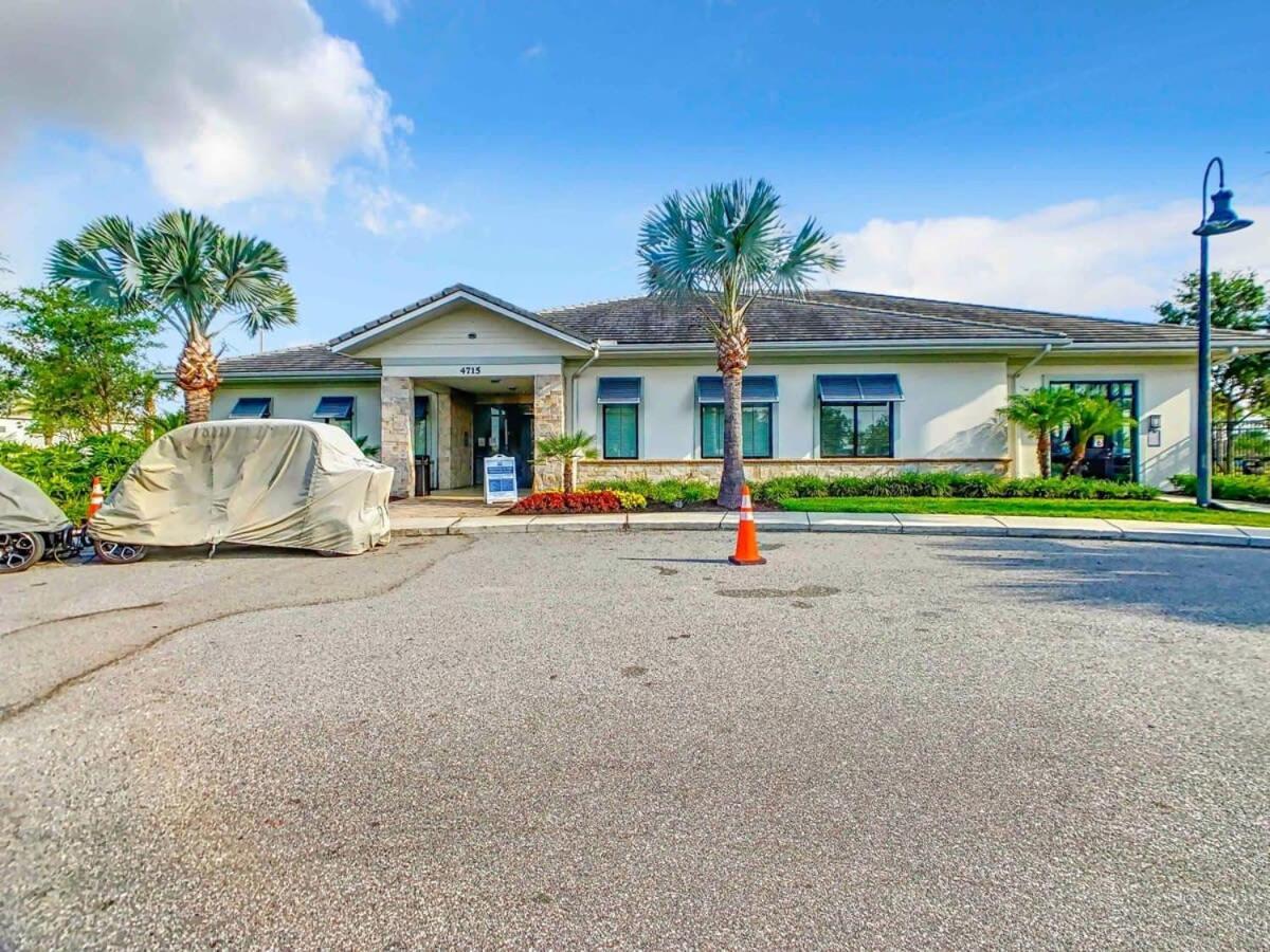 Gorgeous 2Br Lakeview Condo With Waterpark Kissimmee Kültér fotó