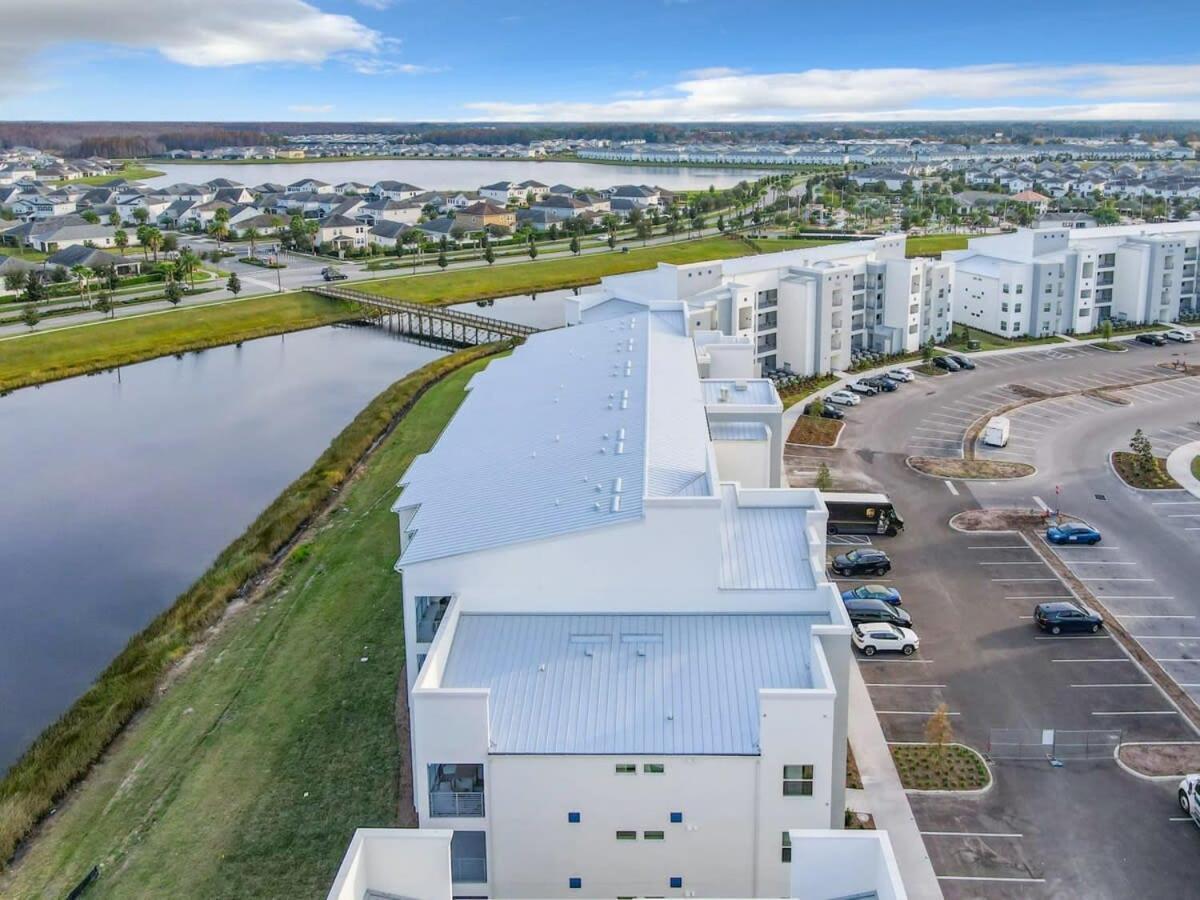Gorgeous 2Br Lakeview Condo With Waterpark Kissimmee Kültér fotó